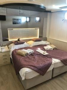 Cabin on the Ave Maria ship